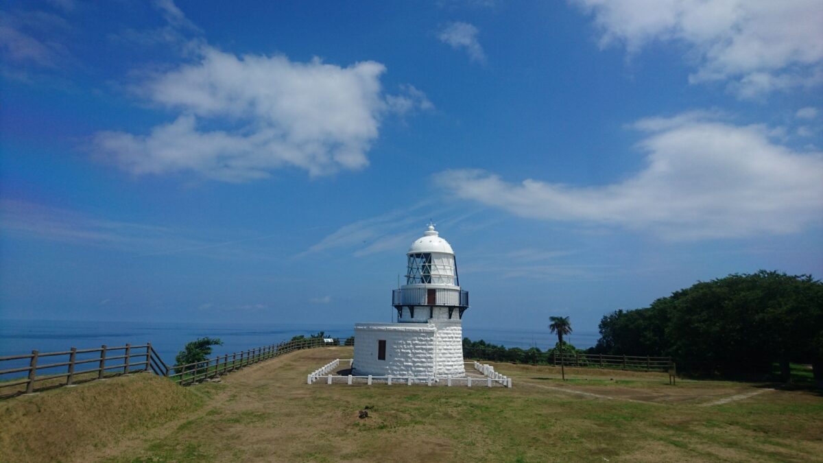 禄剛崎灯台