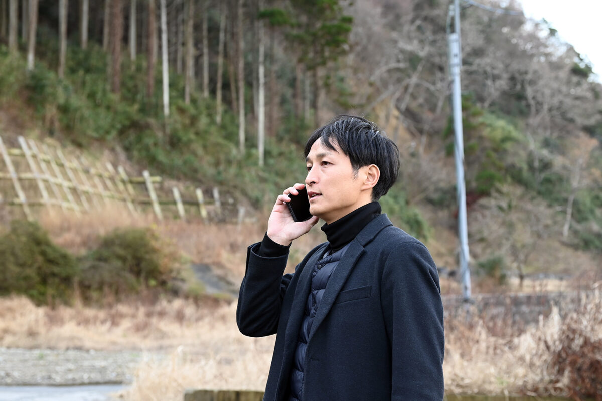 地震発生の翌日には、携帯電話の基地局の非常用電源が尽き、復旧まで通信が途絶えた
