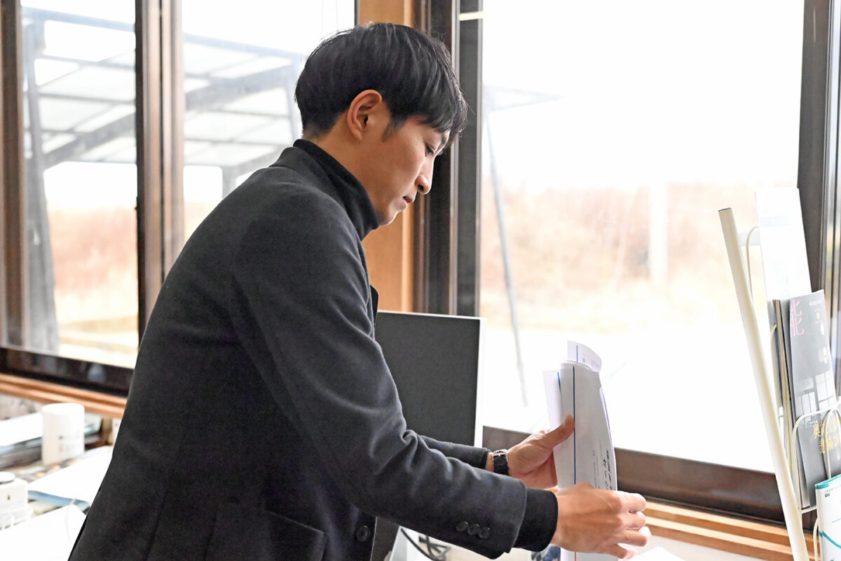 重政さんは自社の保険業務以外にも、青年会議所、商工会議所やNPOの活動など多くの役割を担っている
