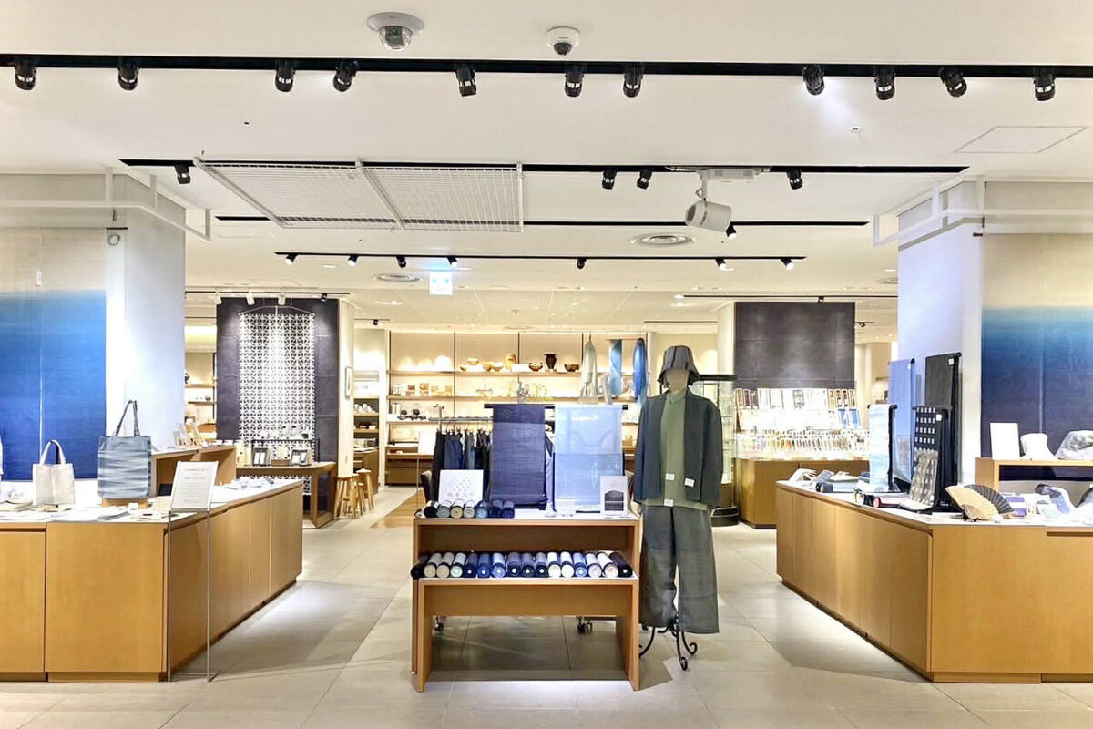 2025年8月に銀座三越で出展した「山崎麻織物工房がつくる能登上布の未来」